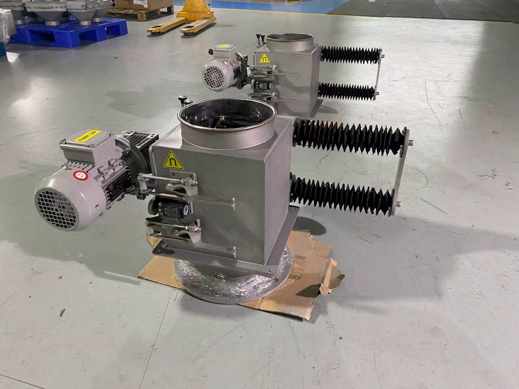 Ste naveličani nečistoč železa? Preizkusite popolnoma samodejni rotacijski odstranjevalec železa!